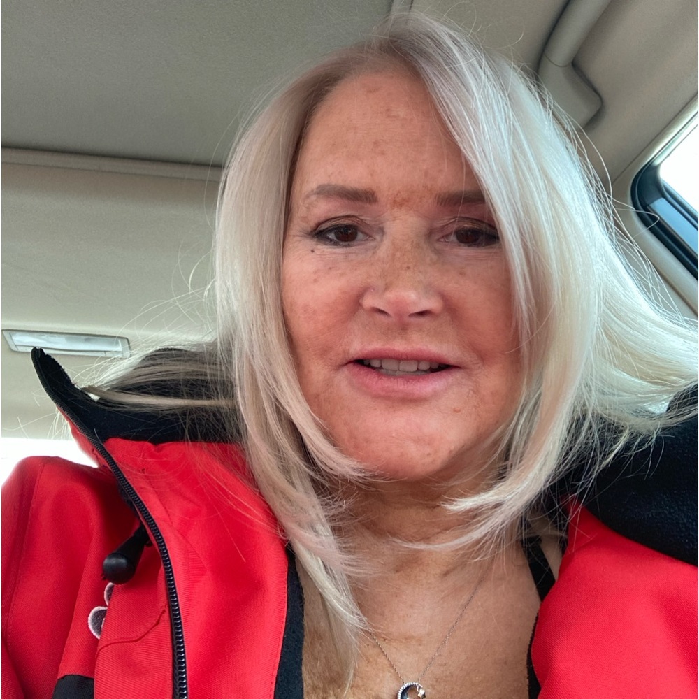 Meet your Posher, Deirdre